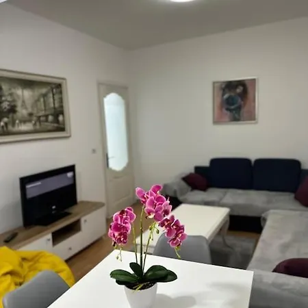 The Urbanite Apartment Tirana